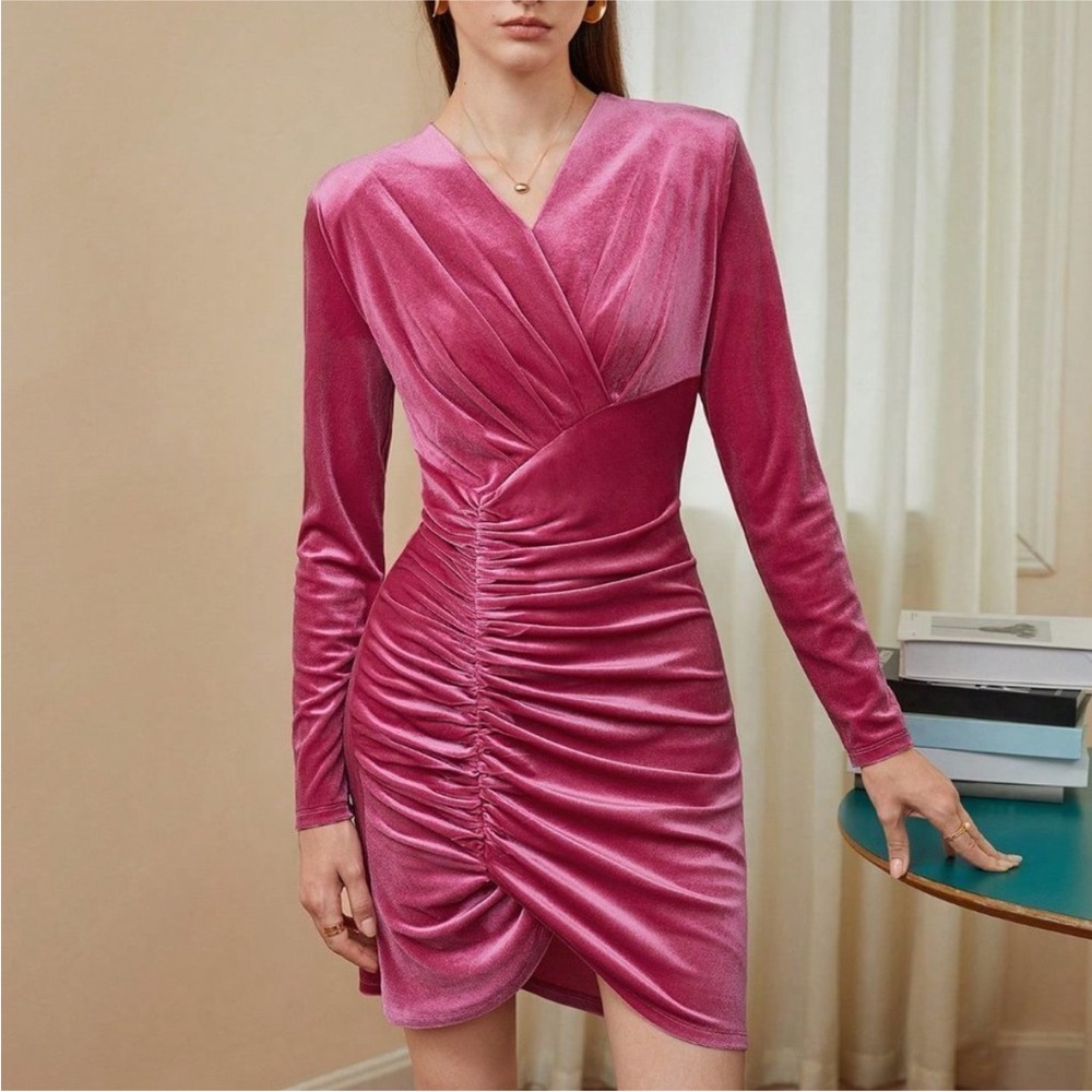 Pink Womens Ruched Front Velvet Bodycon Dress Without Belt NWT fits like XS